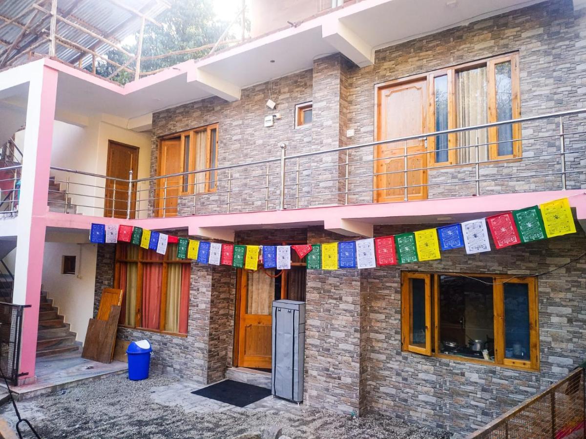 Backpackers Headquarter Manali Hostel - Manali (Himachal Pradesh) — Photos 2